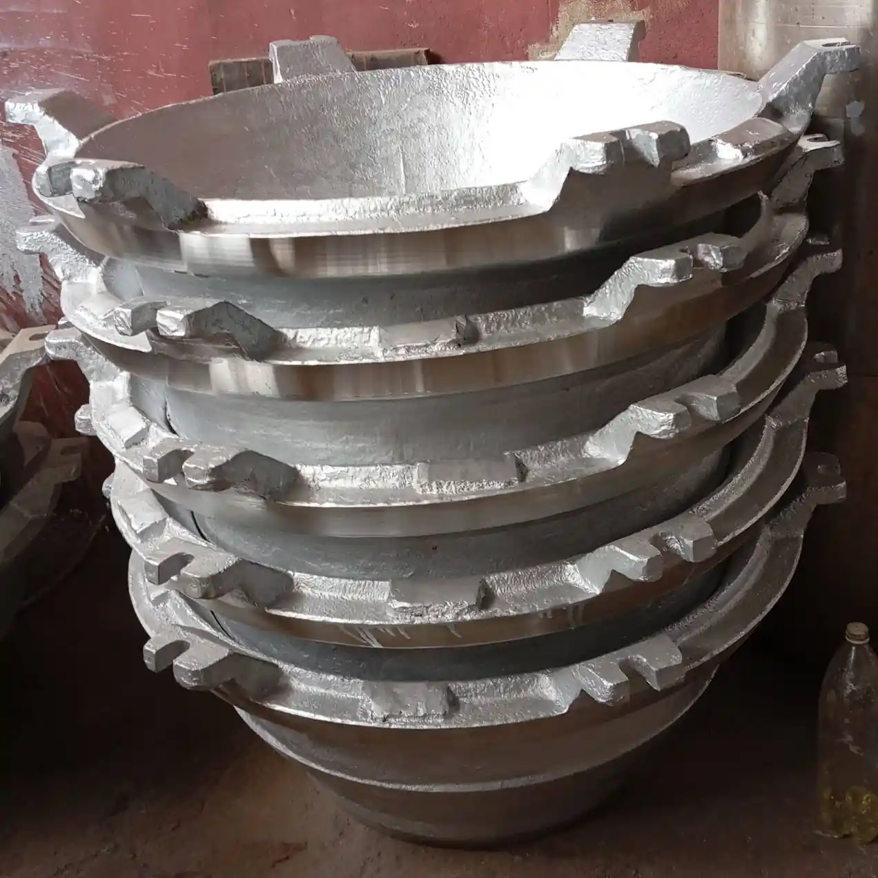 تصویر کانکیو هیدروکن از روبهرو