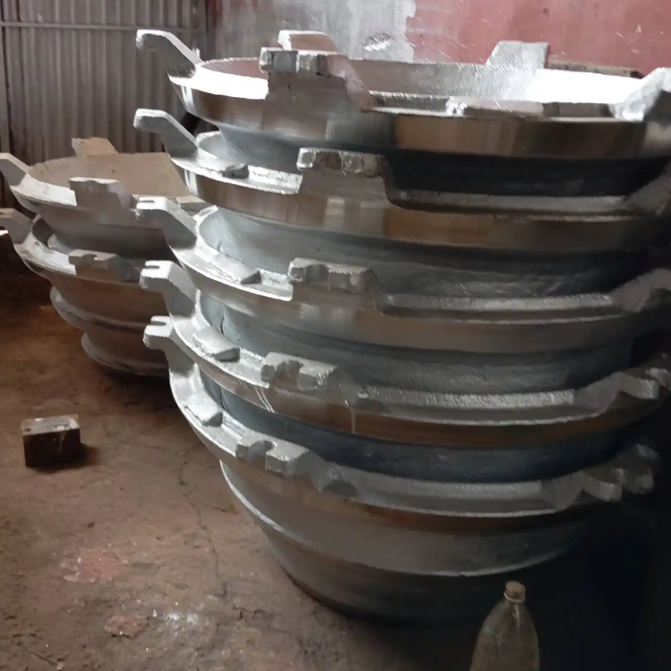 تصویر کانکیو هیدروکن از بغل